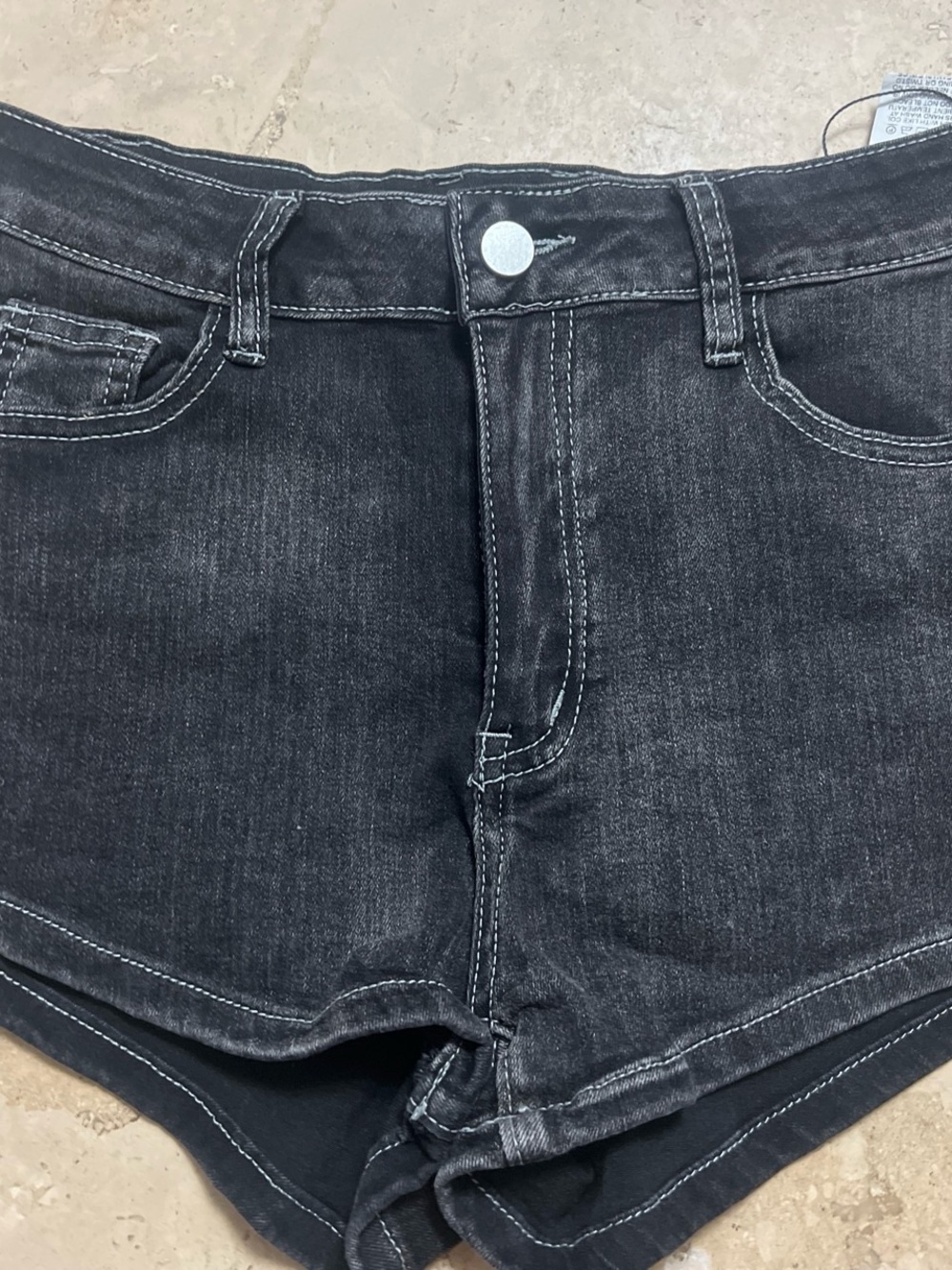 ROMWE Black Washed High-Rise Denim Shorts